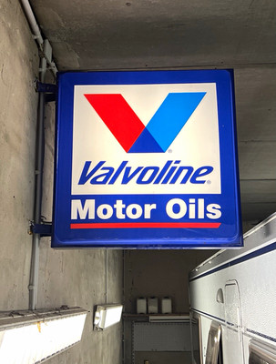 Valvoline Motor Oils Neonschild Werbeschild Werbung Hochformat