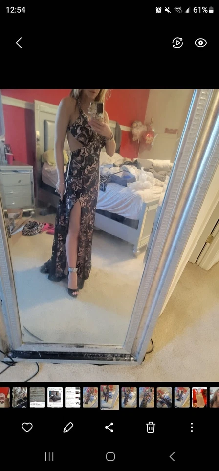 Gown Silk Lace  - Image 2 of 4