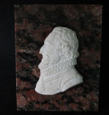 ANCIEN PROFIL HENRI IV ROI DE FRANCE BISCUIT SUR MARBRE XIX -ème SEVRES ? - Photo 1/4