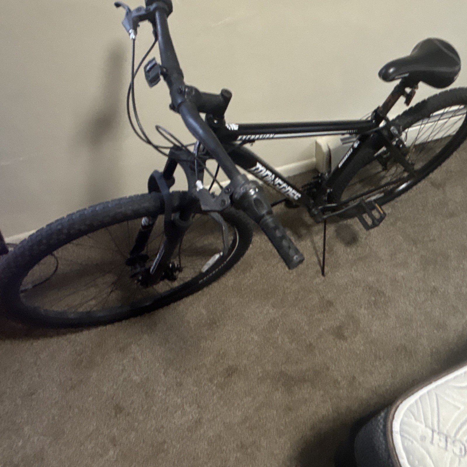 Dynacraft 26" Black Mountain Bike, V-Brake, Front Suspension