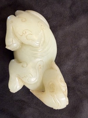 Natural Hetian Jade Pixiu Sculpture Hand Carved White 天然和田玉