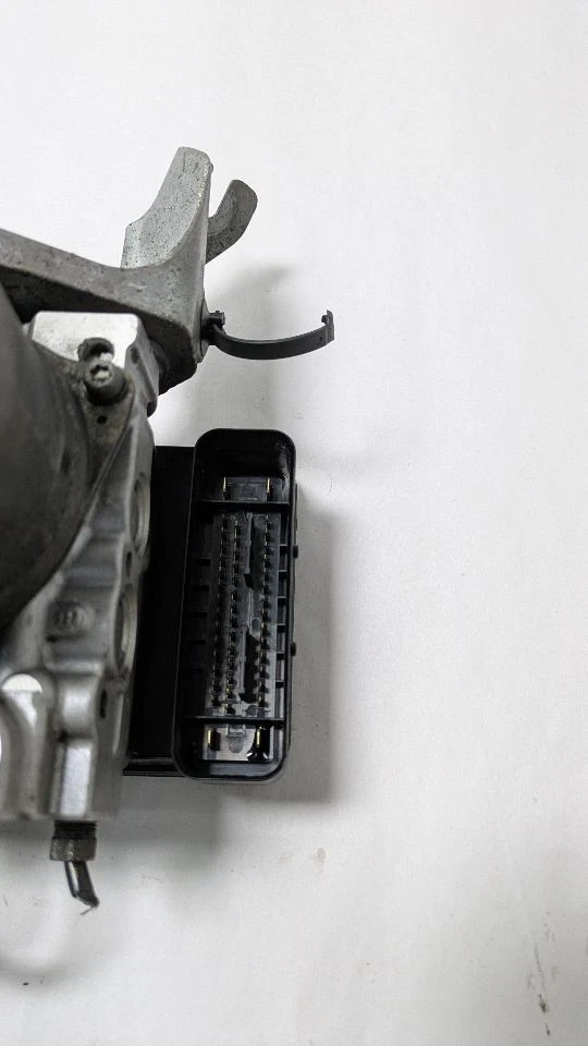 Used ABS Hydraulic Assembly fits: 2006 Acura Tsx vehicle stability assist AT Gra - Image 4 of 4