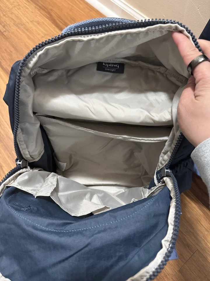 Juego de equipaje Kipling Darcey True Blue Foto 2 de 4