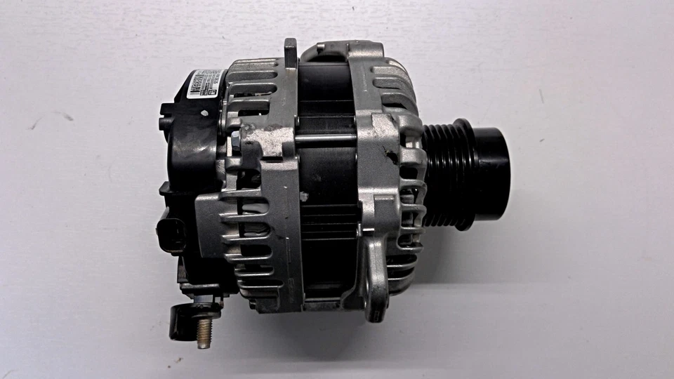 Alternador OEM GM 20-22 SIERRA & SILVERADO CONJUNTO 6,6 L #85563635# Foto 4 de 4