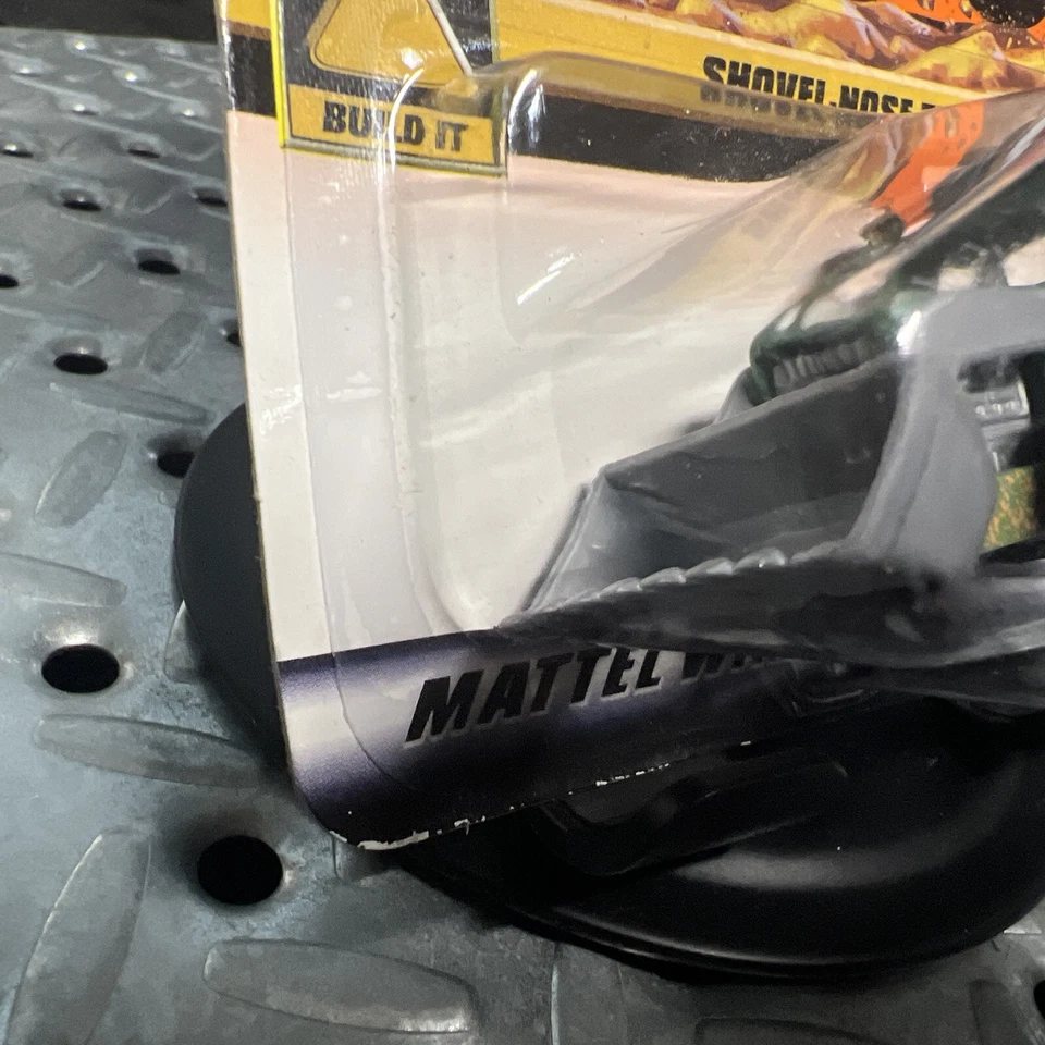 MATCHBOX 2000 LOGO TH SERIES #94 SHOVEL-NOSE TRACTOR MB TREASURE HUNT - Image 4 of 4