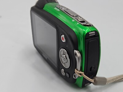 富士フイルム　カメラ　FINEPIX Fujifilm FinePix XP31 14MP Green Digital Camera Waterproof No