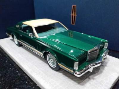 No284 ミニカー1/18 Lincoln Continental Mk5 1/18 Lincoln Continental Mark V Silver-Red | eBay