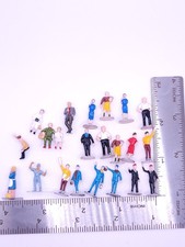 Mix Lot 21 Fugures Bachmann  Woodland  HO Scale 