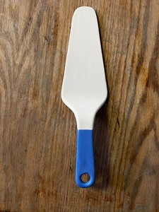 Vintage HARKER or HALL Pottery Ceramic Pie Lifter Cake Server BLUE WHITE