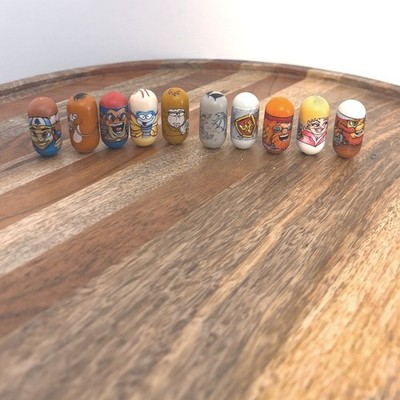 Vintage Mighty Beans Lot of 10 Collectible Jumping Beans Various Series Assorted