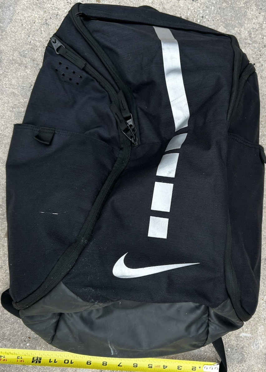 Nike Men Elite Backpack Black & Silver Adjustable Strap Basketball