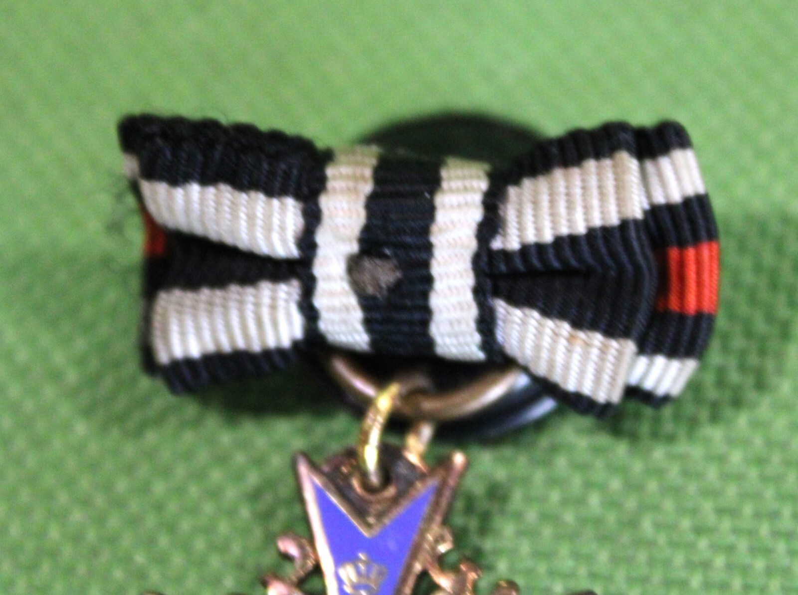 Imperial German WWI "Miniature" Pour Le Merite Blue Max Lapel Decoration