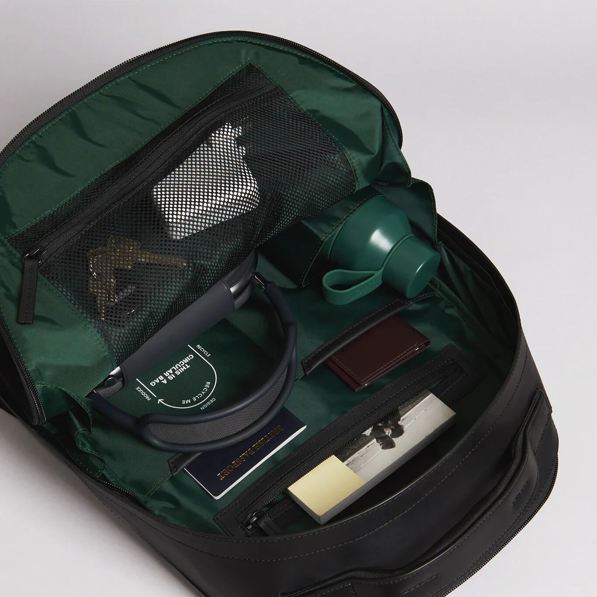 トルバドール】 ORBIS 1-Pocket Backpack Orbis 1-Pocket