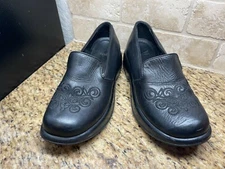 Dansko Clogs Shoes Nursing Black Leather Embroidered Womens 39 US 8.5