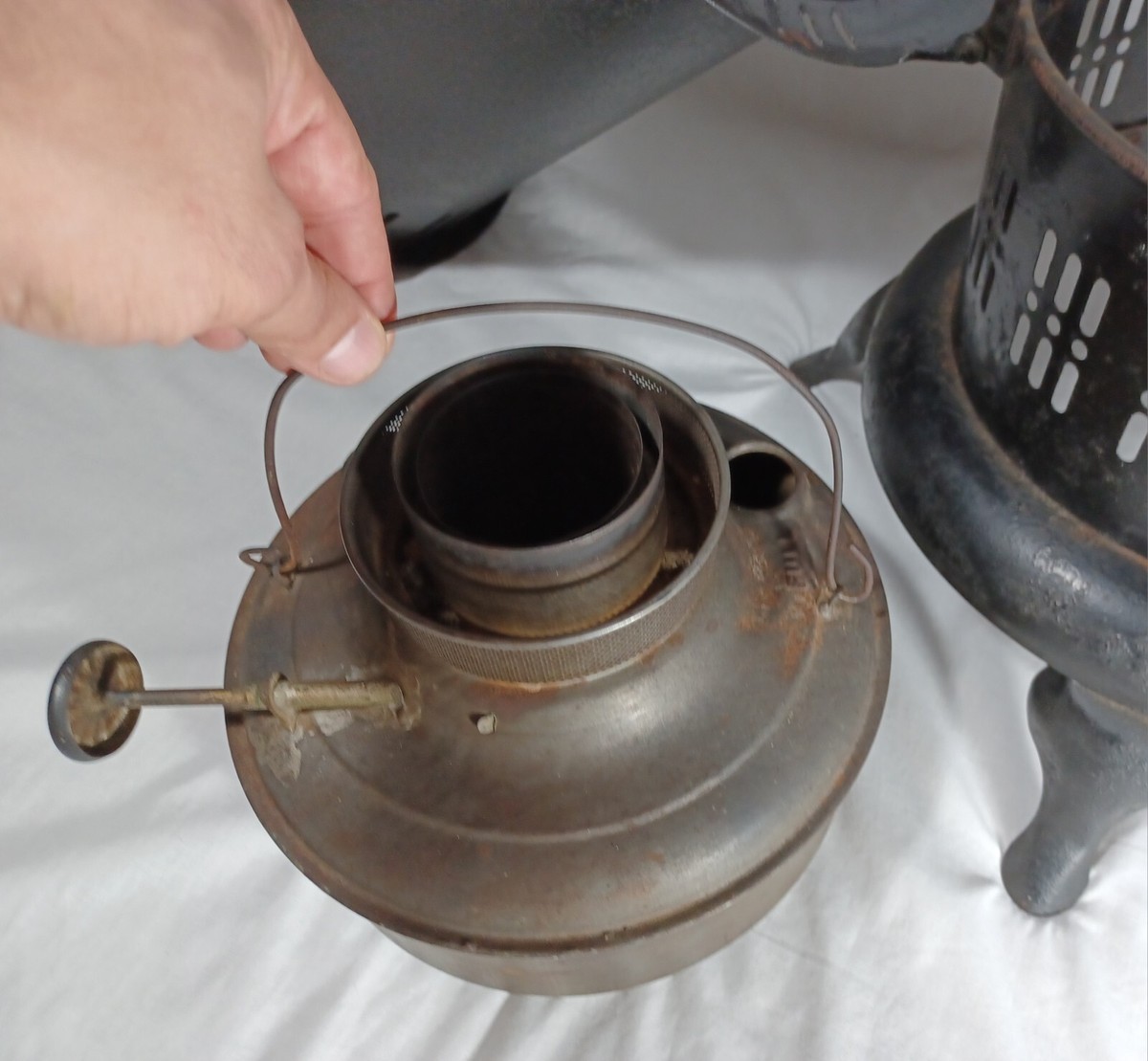 Antique 525M Perfection Oil Kerosene Parlor Cabin Heater Antique 525M Perfection Oil Kerosene Parlor Cabin Heater