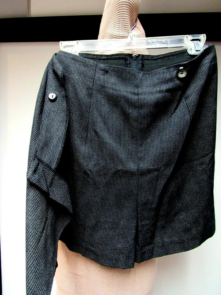 Pantalones Cortos De Colección All That Jazz Frente Plano A Rayas Gris Carbón Negro 9/10 Usados en Excelente Condición Foto 3 de 4