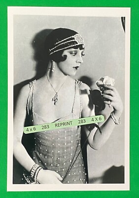 Found 4X6 PHOTO of Young & Beautiful Roaring 20's Woman 1920's FLAPPER Girl