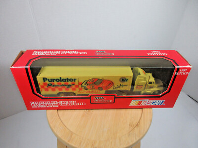 1993 Racing Champions Team Transporter Hauler Rig Nascar truck toy diecast 1:64