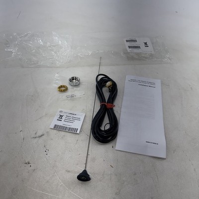 Motorola 1/4 Wave Roof Mount Antenna Kit in Open package