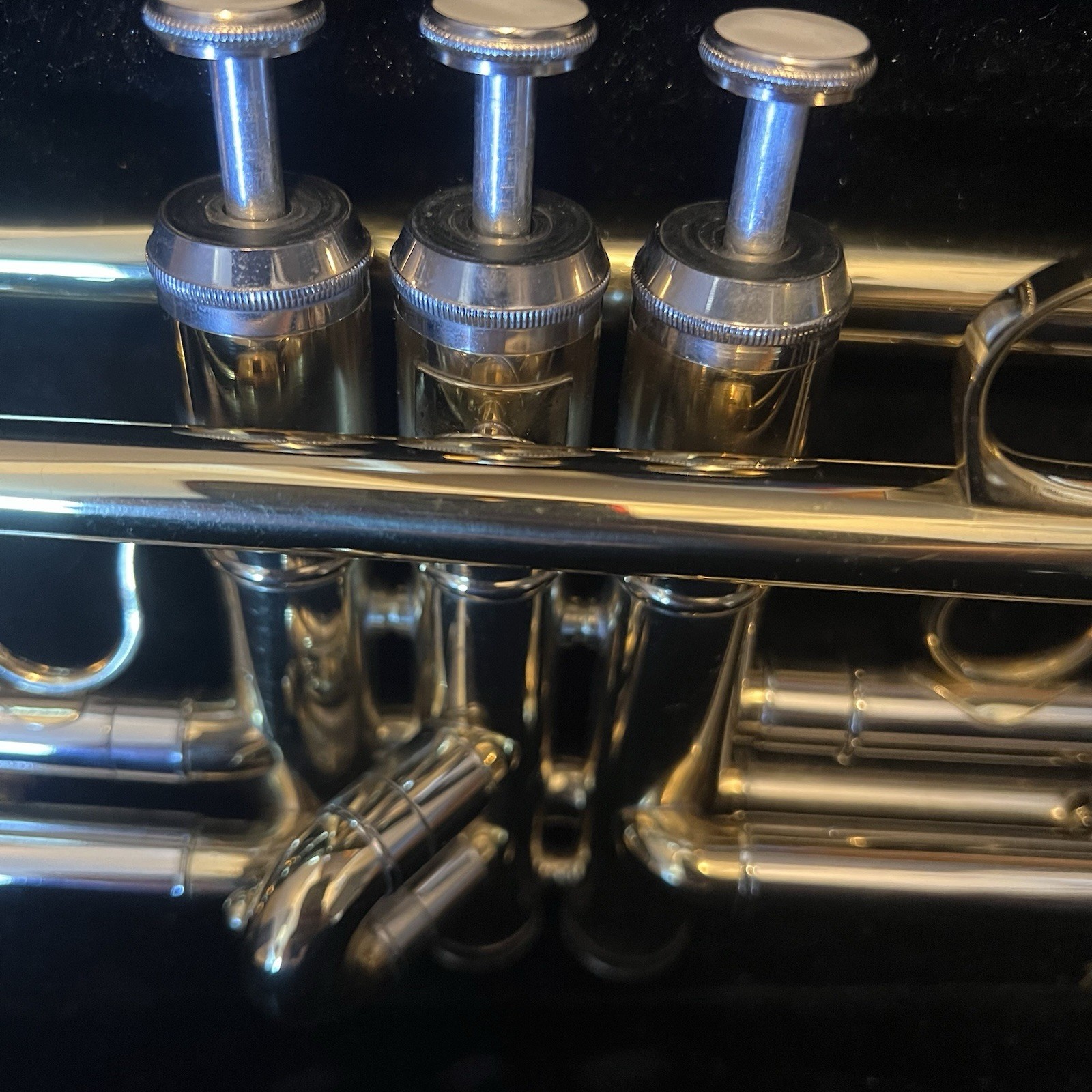 Jean Paul Bb Trumpet Brass Student Band Instrument with Case Mouthpiece