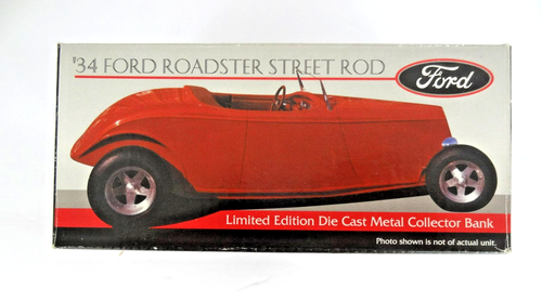 Liberty Classics Ruote del Tempo 1934 Ford Roadster Diecast Coin Bank - Foto 13 di 16