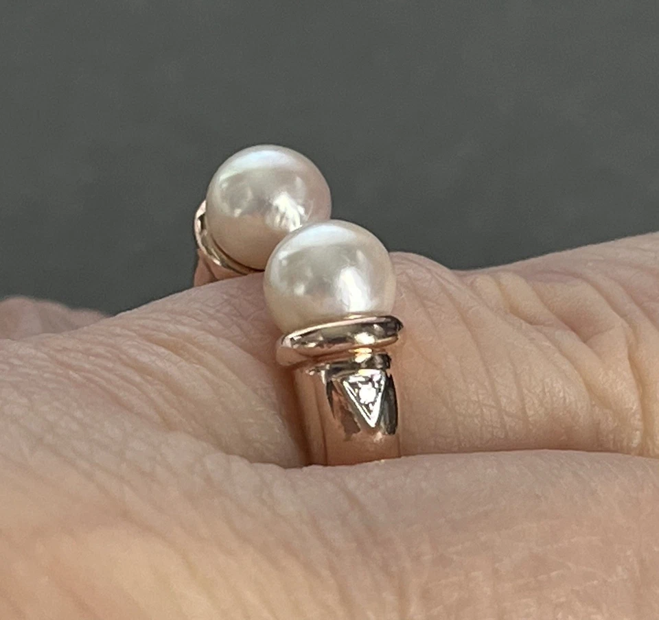 Vintage Unique Design Pearl Ring With Diamond Accents & 10k Rose Gold Size 8 1/2 - Image 2 of 4