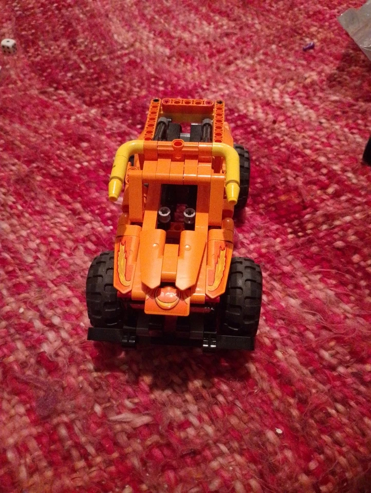 LEGO Technic 42135 Monster Jam El Toro Loco, photo 2 sur 2