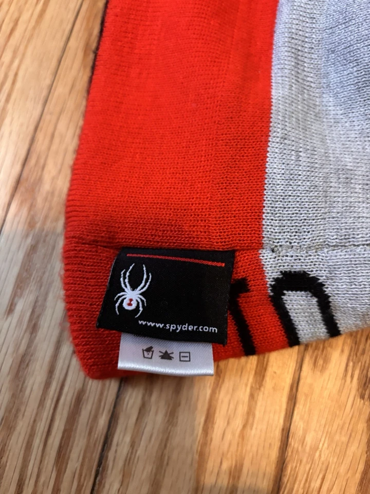 Gorro Spyder Black Widow Beanie Bap negro rojo Foto 4 de 4