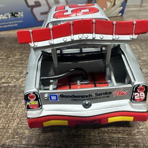 #29 Kevin Harvick 2001 GM Looney Tunes Monte Carlo - Bild 4 von 8