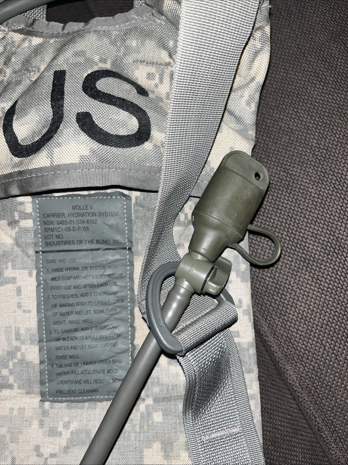 ARMY ACU MOLLE UCP HYDRATION CARRIER 3L SYSTEM 100 oz, NO BLADDER, CIF USGI VGC