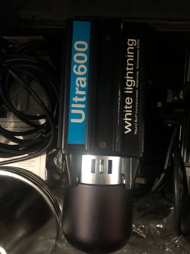 Paul C Buff Ultra 600 White Lightning Studio Monolight Power Cable and Mount - Picture 4 of 7