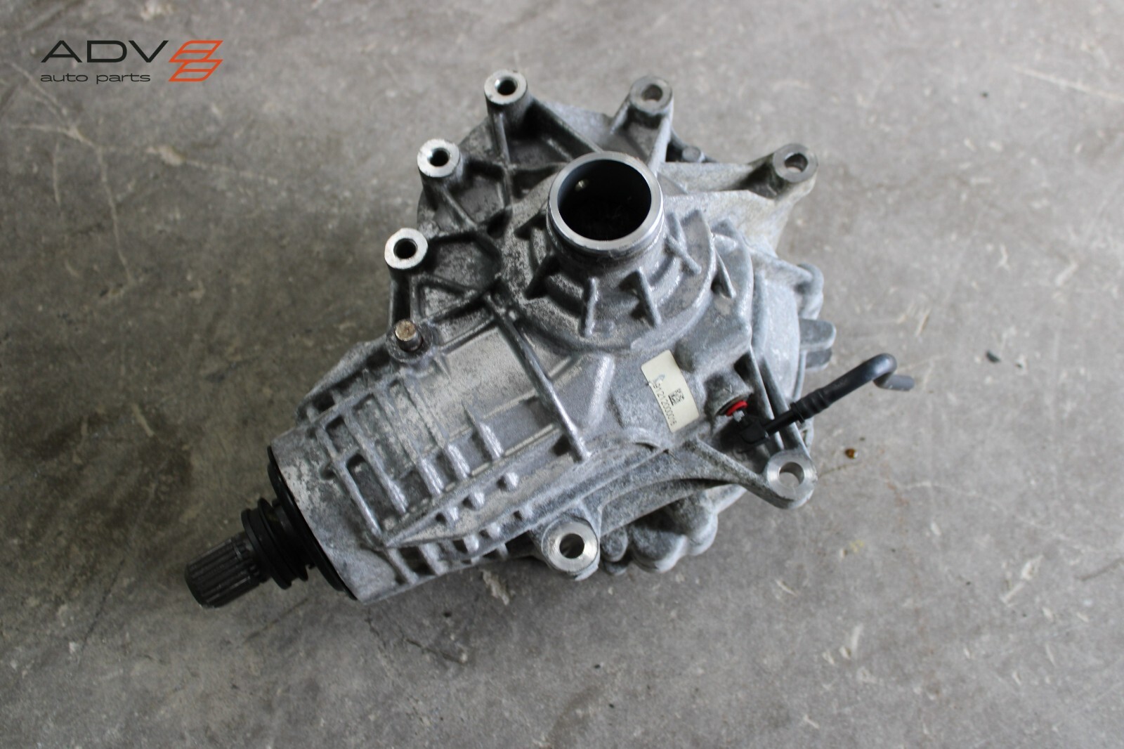 2017 - 2020 MASERATI LEVANTE 3.0L AWD FRONT DIFFERENTIAL AXLE CARRIER OEM