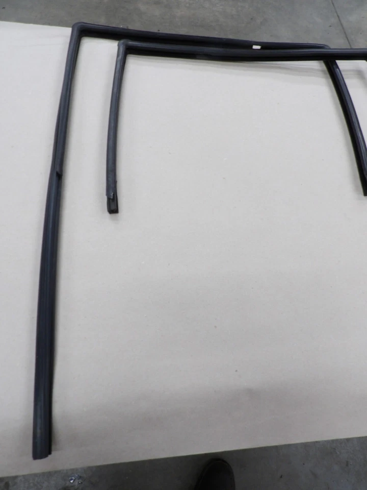 PAR de canales de funcionamiento de vidrio para ventana de puerta trasera derecha izquierda Jeep Cherokee XJ 1997-2001 Foto 2 de 4