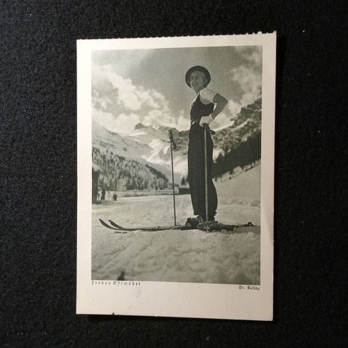 Deutsches Reich 1939-Bild Postkarte "Frohes Skimädel", Detmold