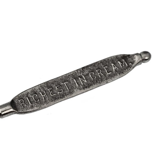 NESTLE'S MILK Richest in Cream BUTTON HOOK 3⅝" - Advertising - ref.bh17 - Picture 2 of 3
