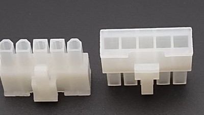 100 PCS MOLEX 39014050 Mini-Fit Jr. RCPT HSG, Single Row, 5 POS, UL 94V-2, natur