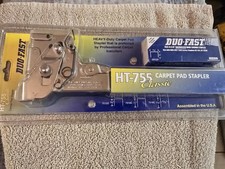 NIP Duo-Fast HT-755 Classic HD Manual Carpet Pad Stapler With 3/8's Sample Pack