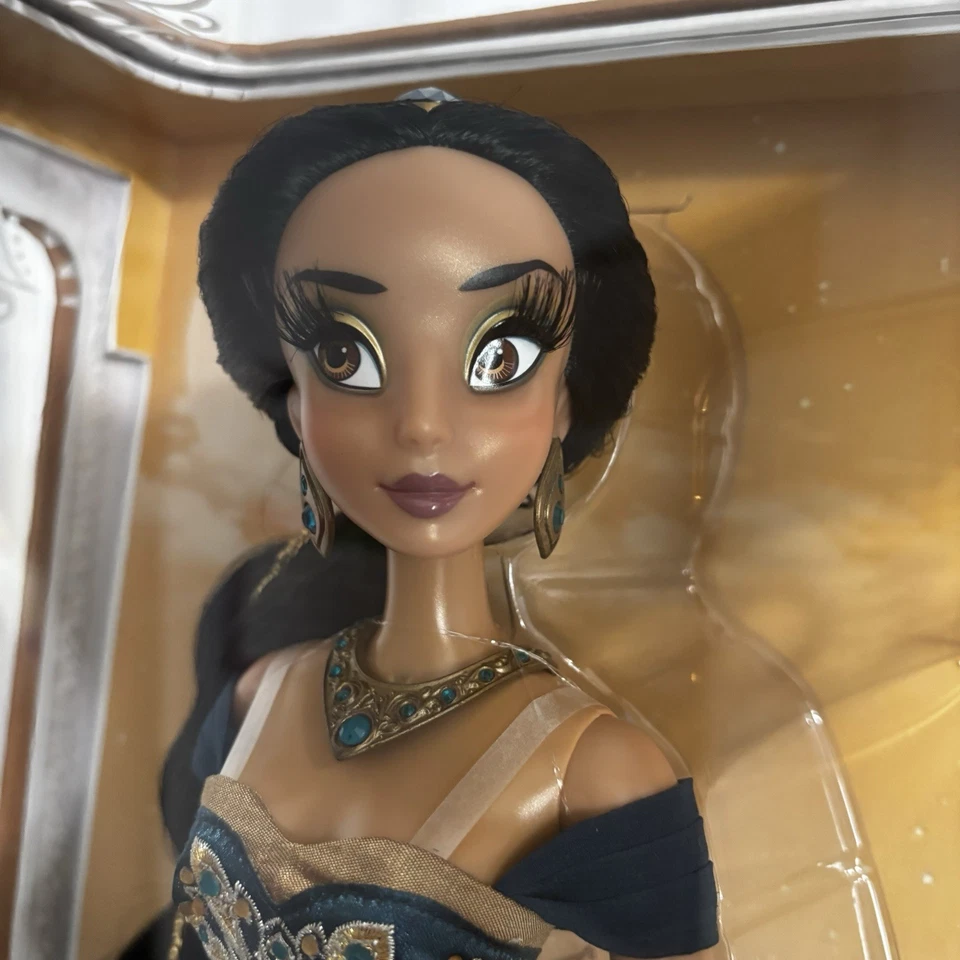 "Muñeco jazmín edición limitada Disney 17""" Foto 2 de 4