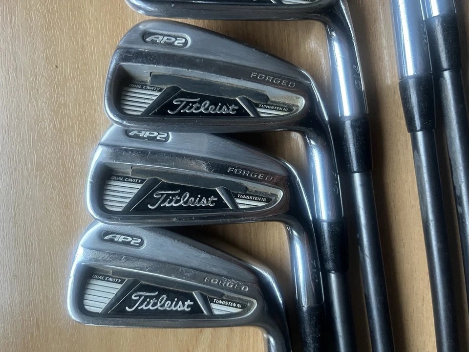Titleist 710 AP2 Forged Golfset Golfschläger Eisen