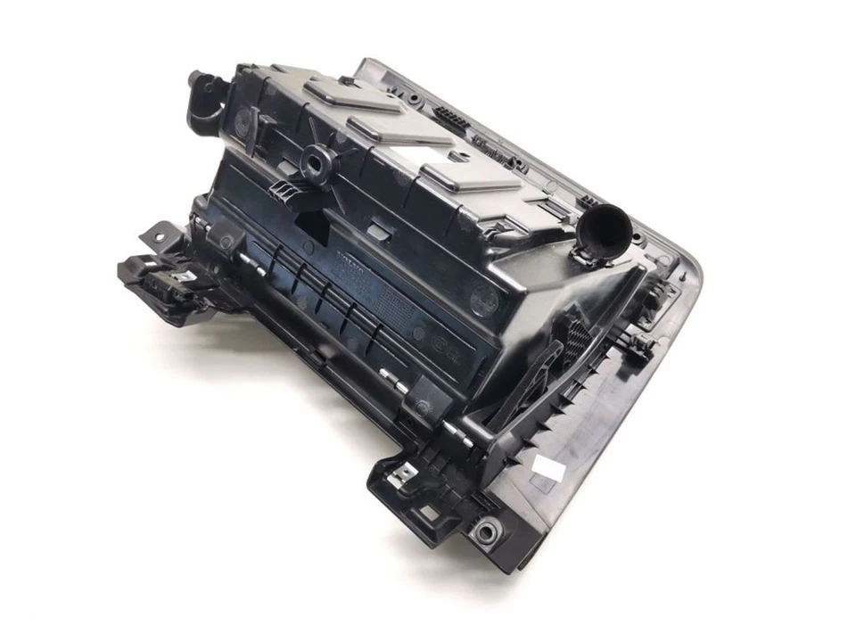 Guantera Volvo V60 2020 31467497 Foto 4 de 4