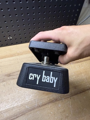 (E) Dunlop Cry Baby Guitar Pedal - Model GCB-95 , black - Picture 3 of 5