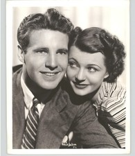 RADIO & TELEVISION Duo Ozzie Nelson & Harriet Hilliard Portrait 1937 Press Photo