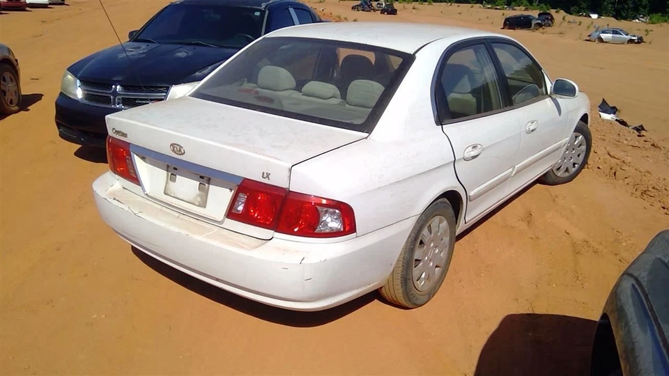 Radiador compatible con 99-05 SONATA 256401 Foto 3 de 4