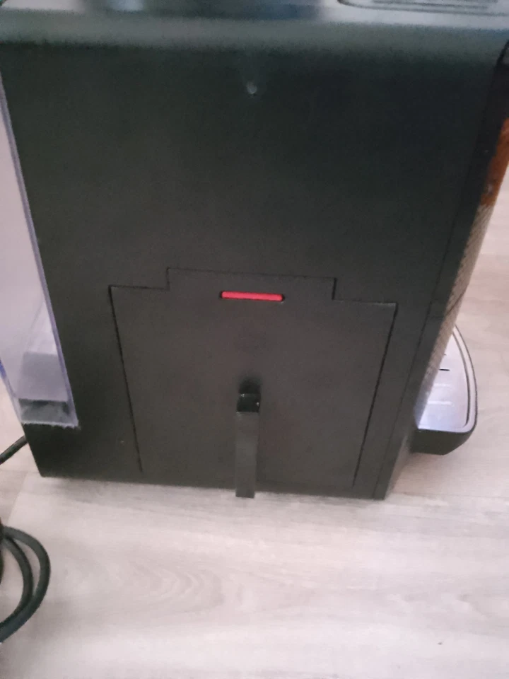 Krups Kaffeeautomat Typ EA81 Bastel/Ersatzteile 1450Watt - Bild 3 von 4