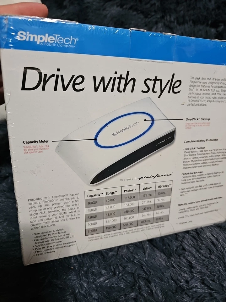 NEW SimpleTech SimpleDrive  External Hard Drive 250GB Hi-Speed USB 2.0 - Image 3 of 4