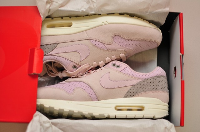 air max plus pearl