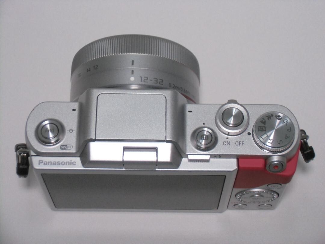 Panasonic LUMIX G DMC-GF7W Double Zoom Lens 1619 Shots