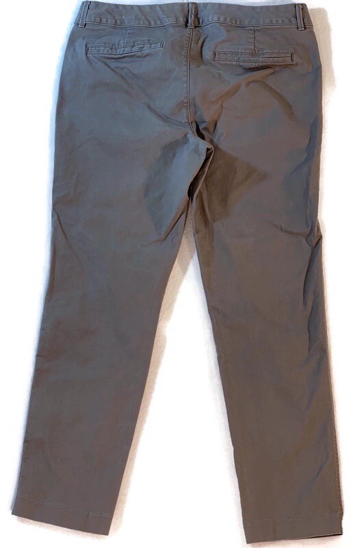 OLD  NAVY Pixie Gray Zip Fly Pockets Stretch Ankl… - image 3