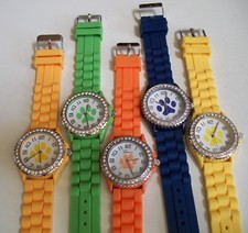 Fashion PAW Print Jelly Silicone Rhinestone Girl's, Women's Casual Watch