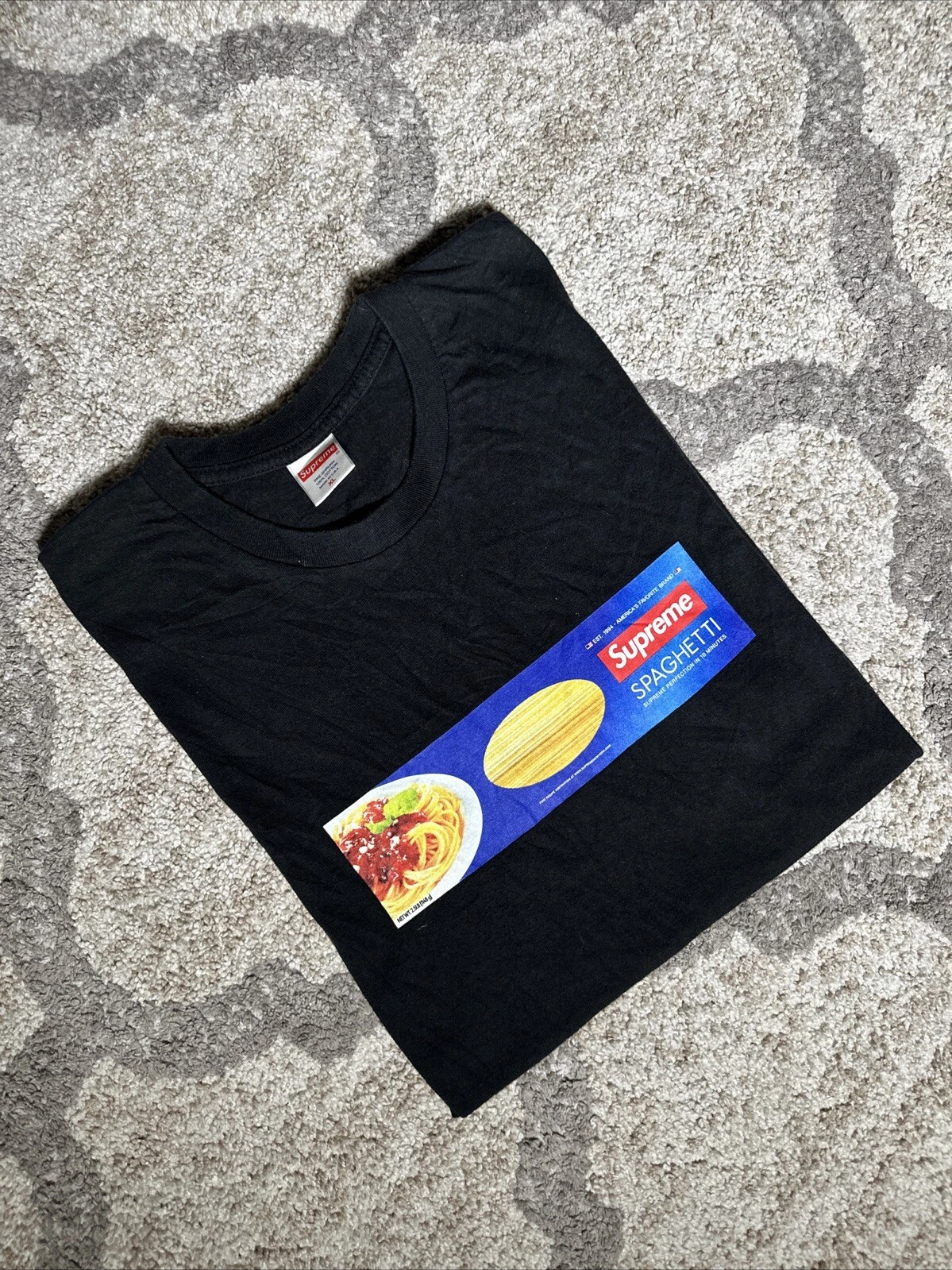 Tee shirt noir spaghetti Supreme FW21 taille XL extra large fabriqué aux États Unis